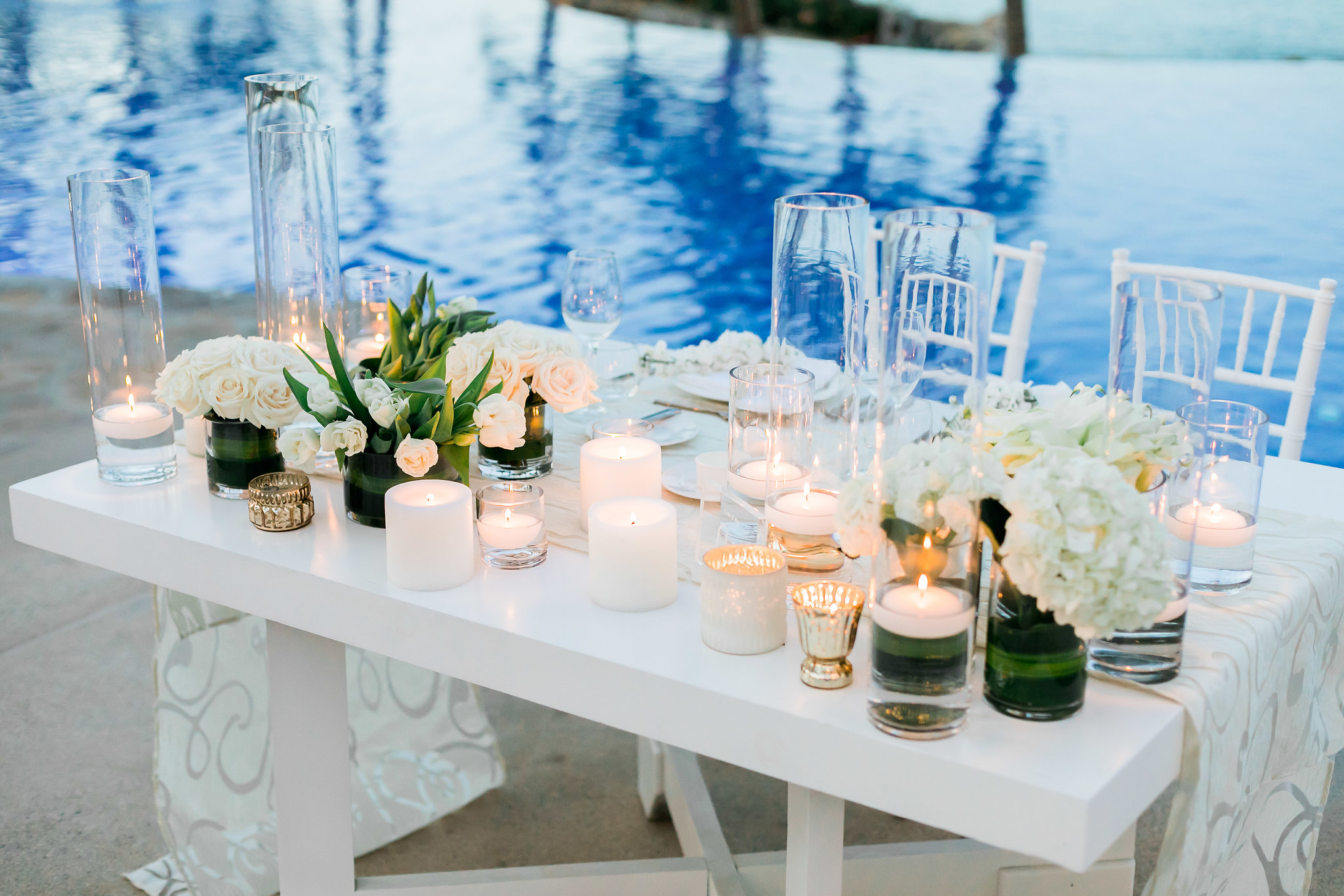 clean and classy White Wedding At The One & Only Palmilla